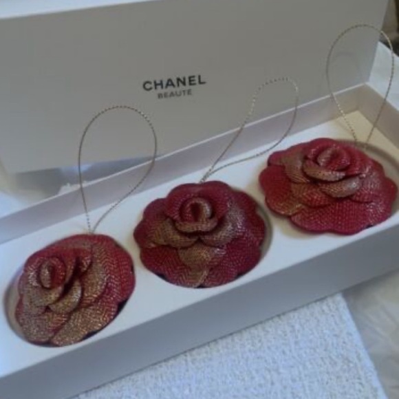 MsLoveLLy’s LIVE Notification 🤍💕 Blue + Sign - Picture 12 of 16